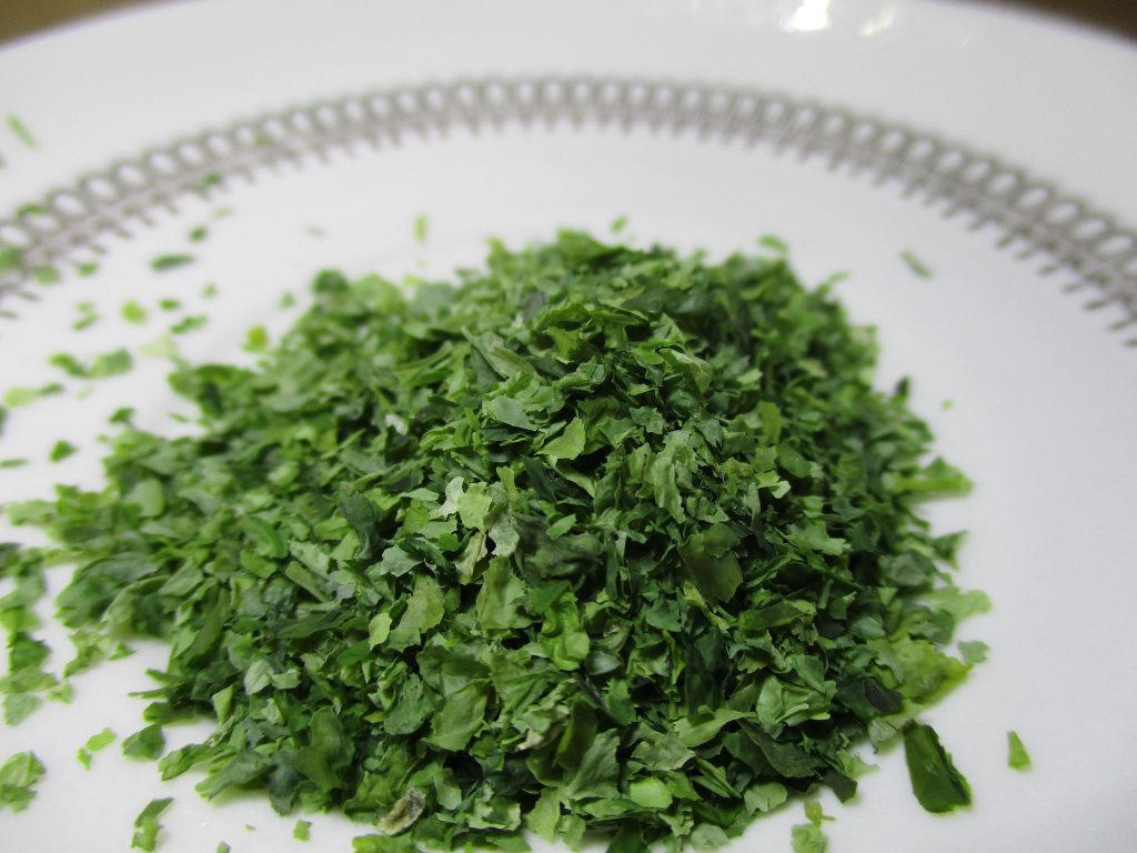 Sopa de algas marinas y vegetales: salud de la tiroides