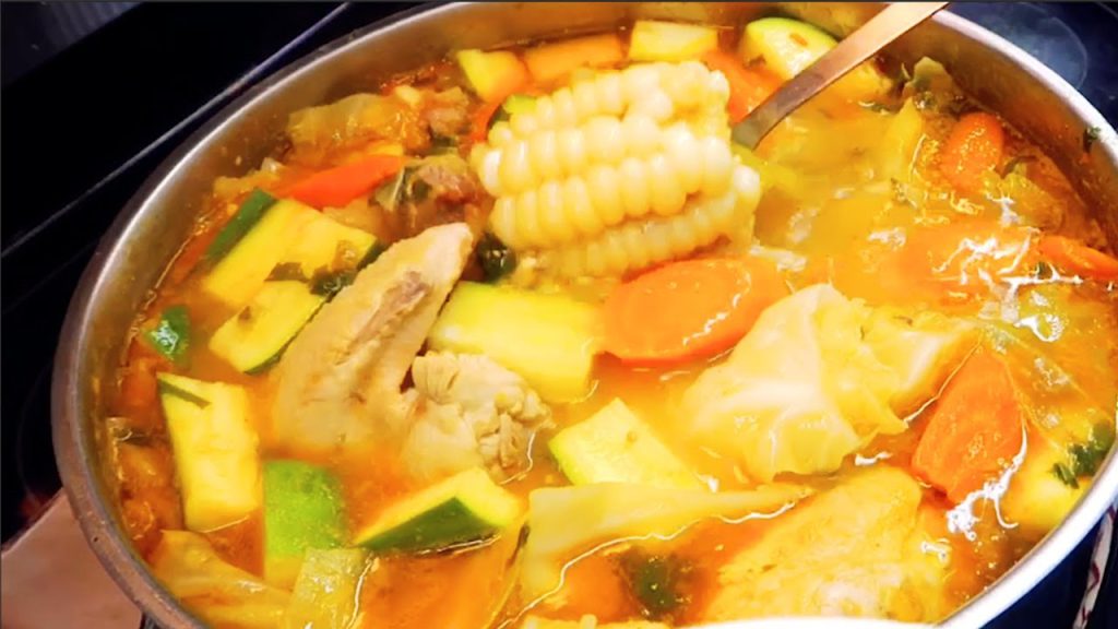 Sopa de cúrcuma y jengibre: deliciosa y saludable