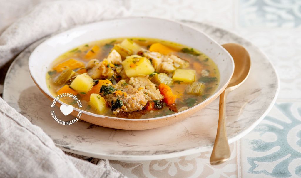 Sopa de vegetales con caldo de hueso: una receta nutritiva y deliciosa