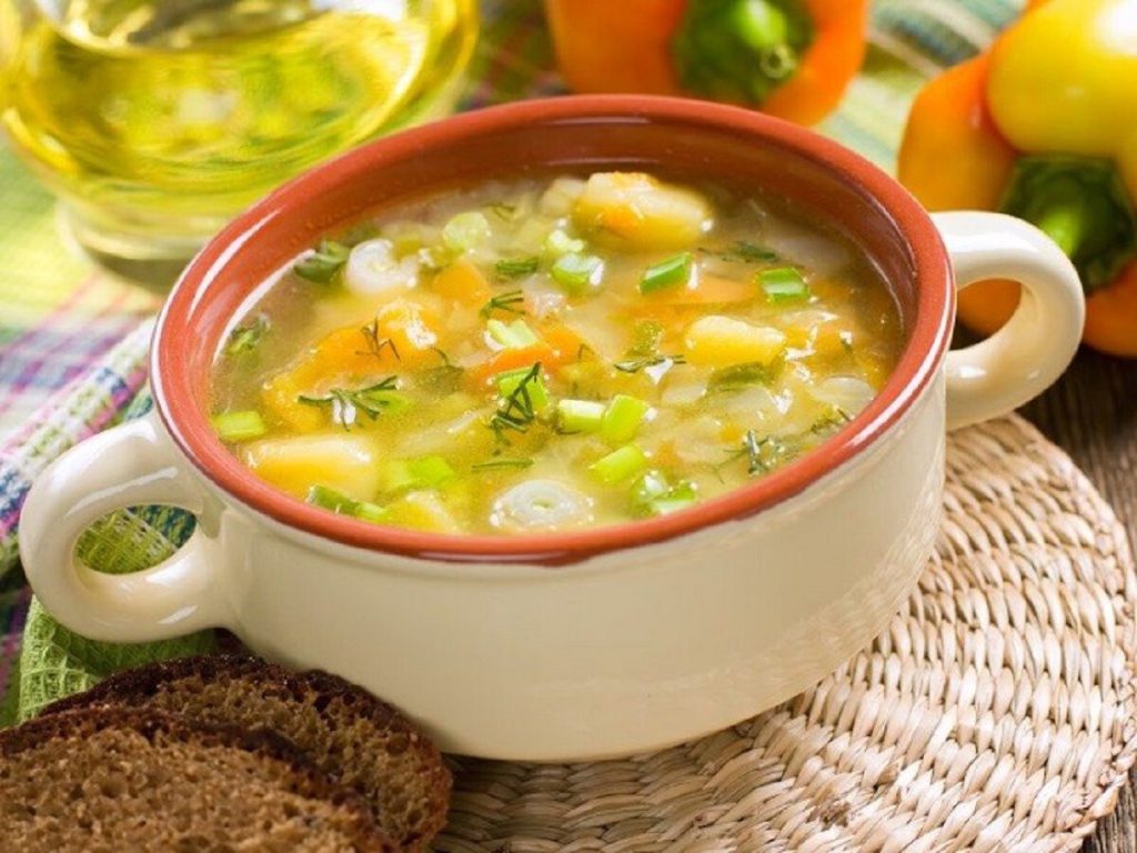 Sopa depurativa para el hígado: receta saludable y deliciosa